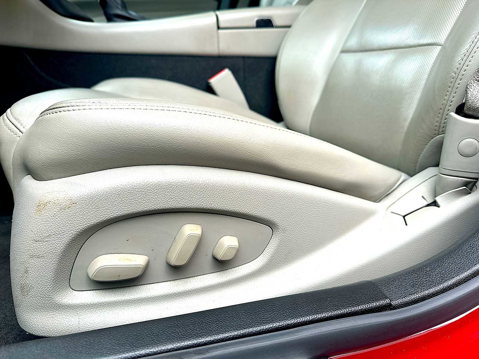 Used 2019 Cadillac CTS Sedan w/ Seating Package image 14