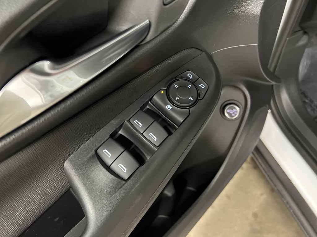 New 2026 Buick Envista Sport Touring w/ Convenience I Package FWD image 15