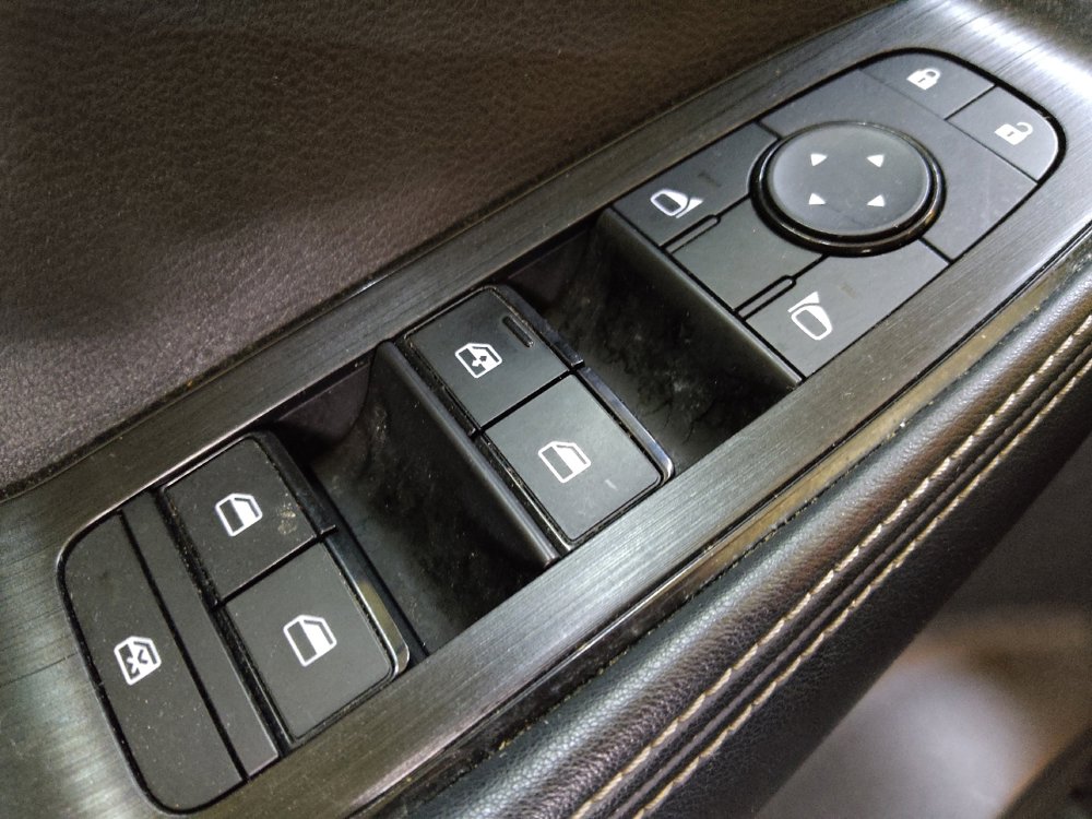 Used 2021 Nissan Rogue S image 27