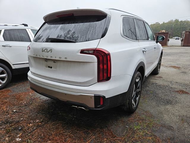 Used 2024 Kia Telluride S image 7