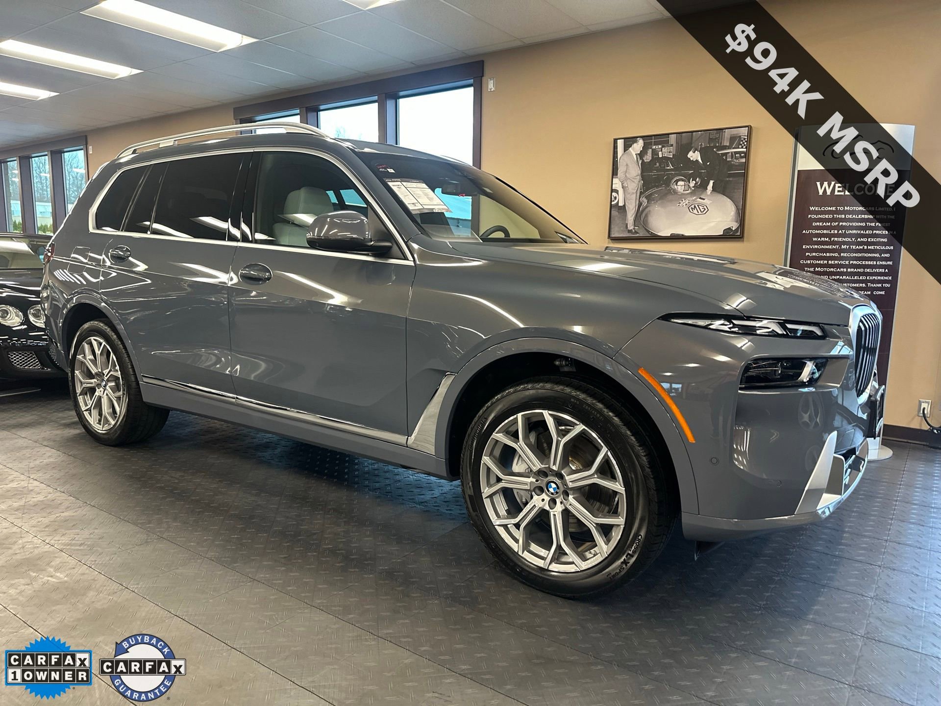Used 2025 BMW X7 xDrive40i AWD/4WD image 1