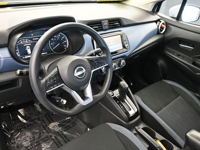 Used 2025 Nissan Versa SV image 19