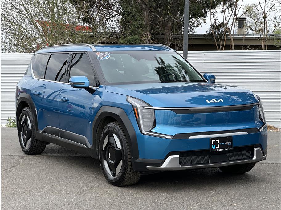 Used 2024 Kia EV9 Wind image 8