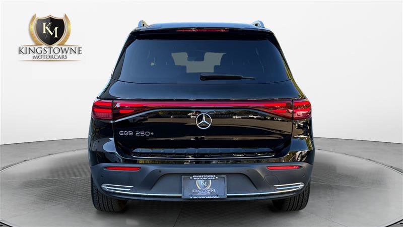 Used 2024 Mercedes-Benz EQB 250+ image 4