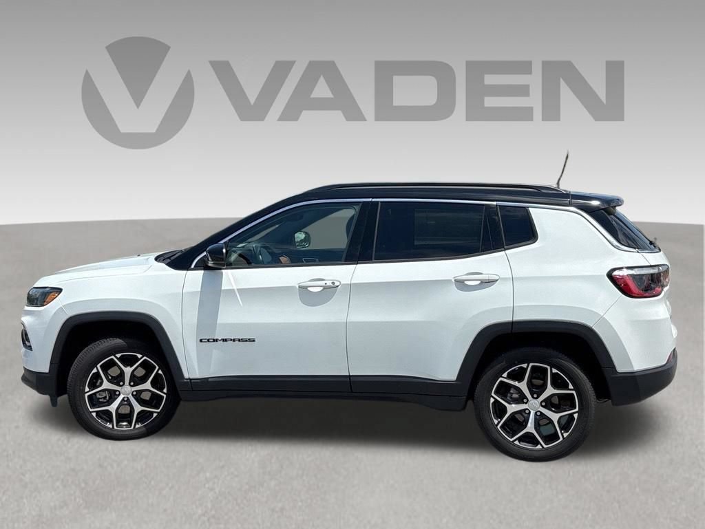 Used 2024 Jeep Compass Limited w/ Sun and Sound Group AWD/4WD image 24