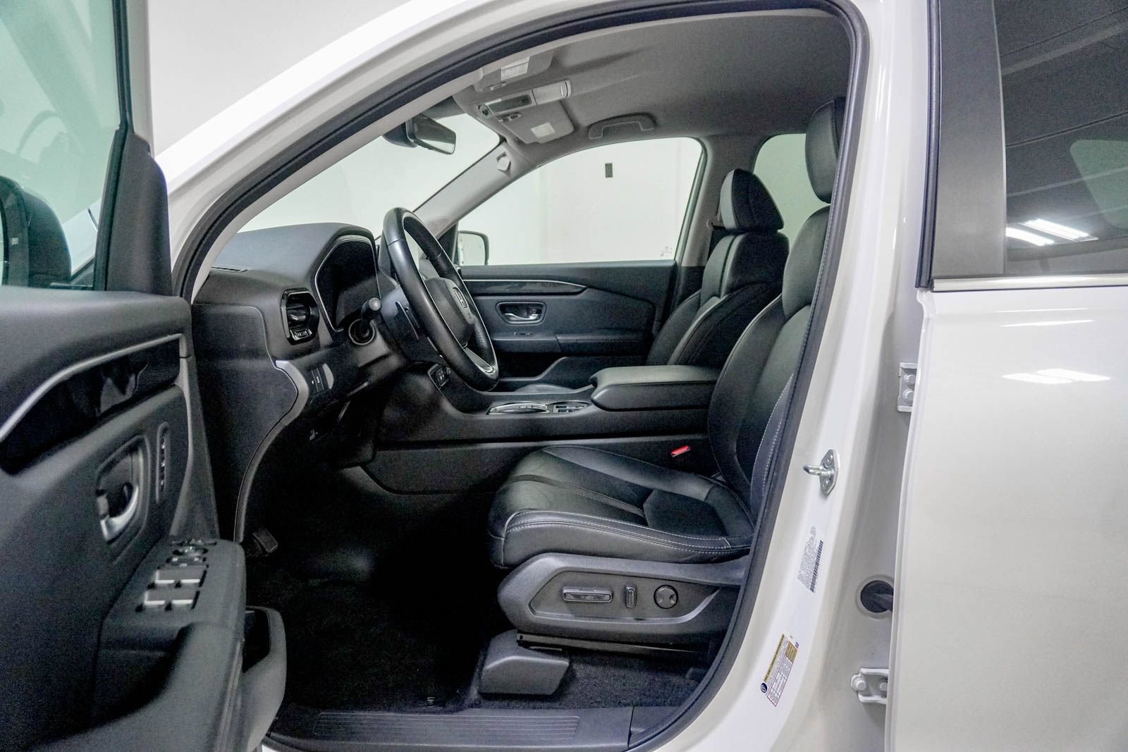 Used 2023 Honda Pilot EX-L image 16