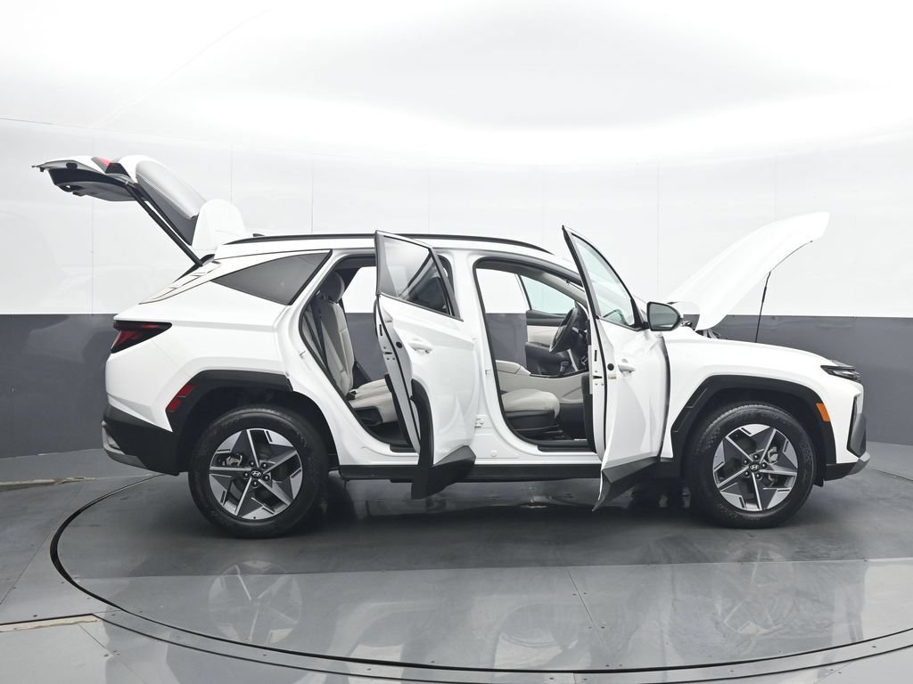 Used 2025 Hyundai Tucson SEL AWD/4WD image 36