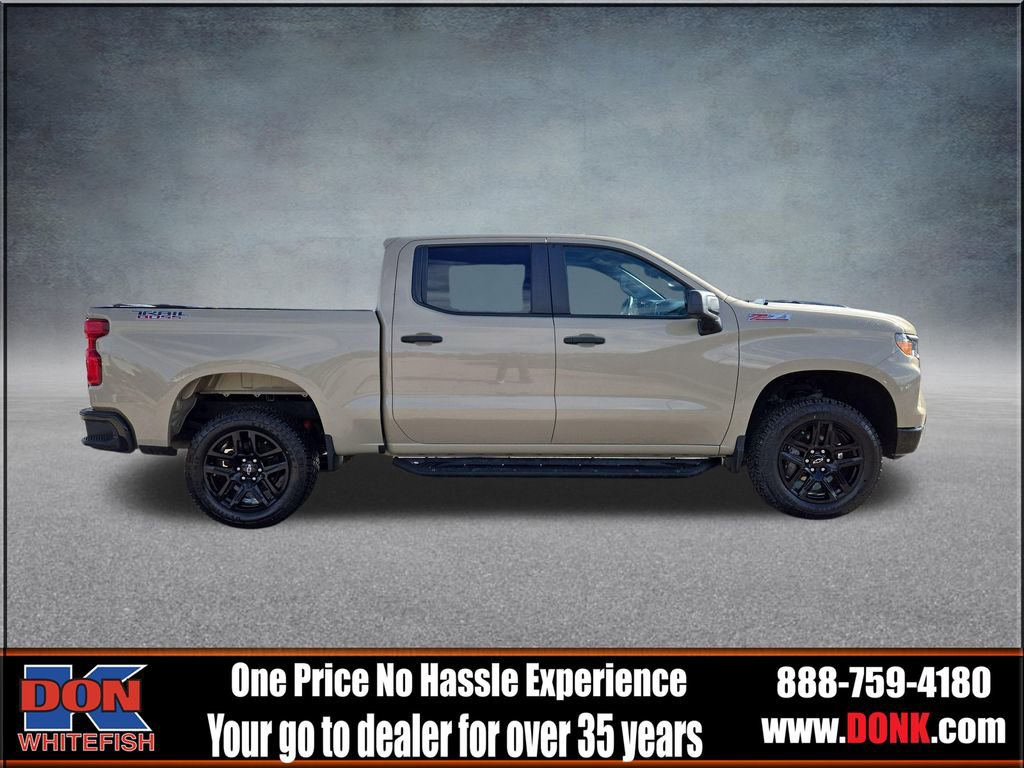 Used 2022 Chevrolet Silverado 1500 Custom Trail Boss w/ LPO, Dark Essentials Package image 9
