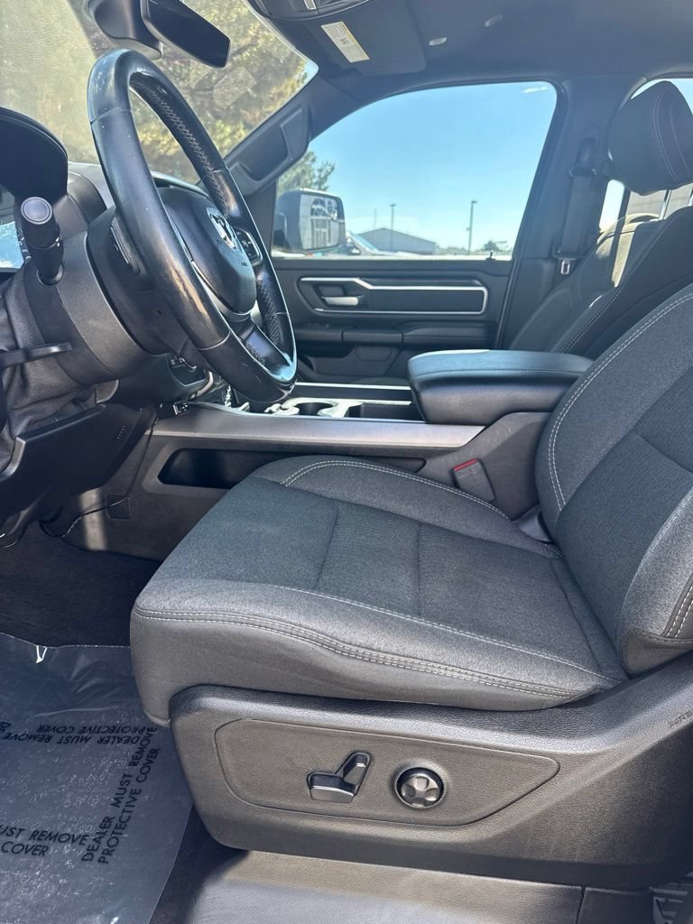 Used 2019 RAM 1500 Big Horn AWD/4WD image 6