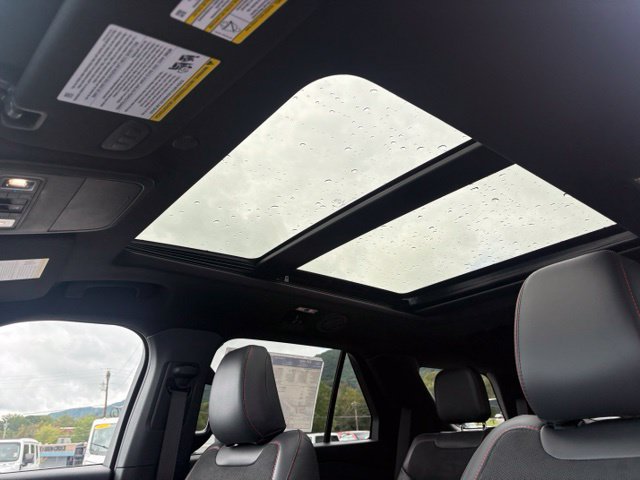 New 2027 Ford Explorer ST w/ Sun And Sound Package AWD/4WD image 28