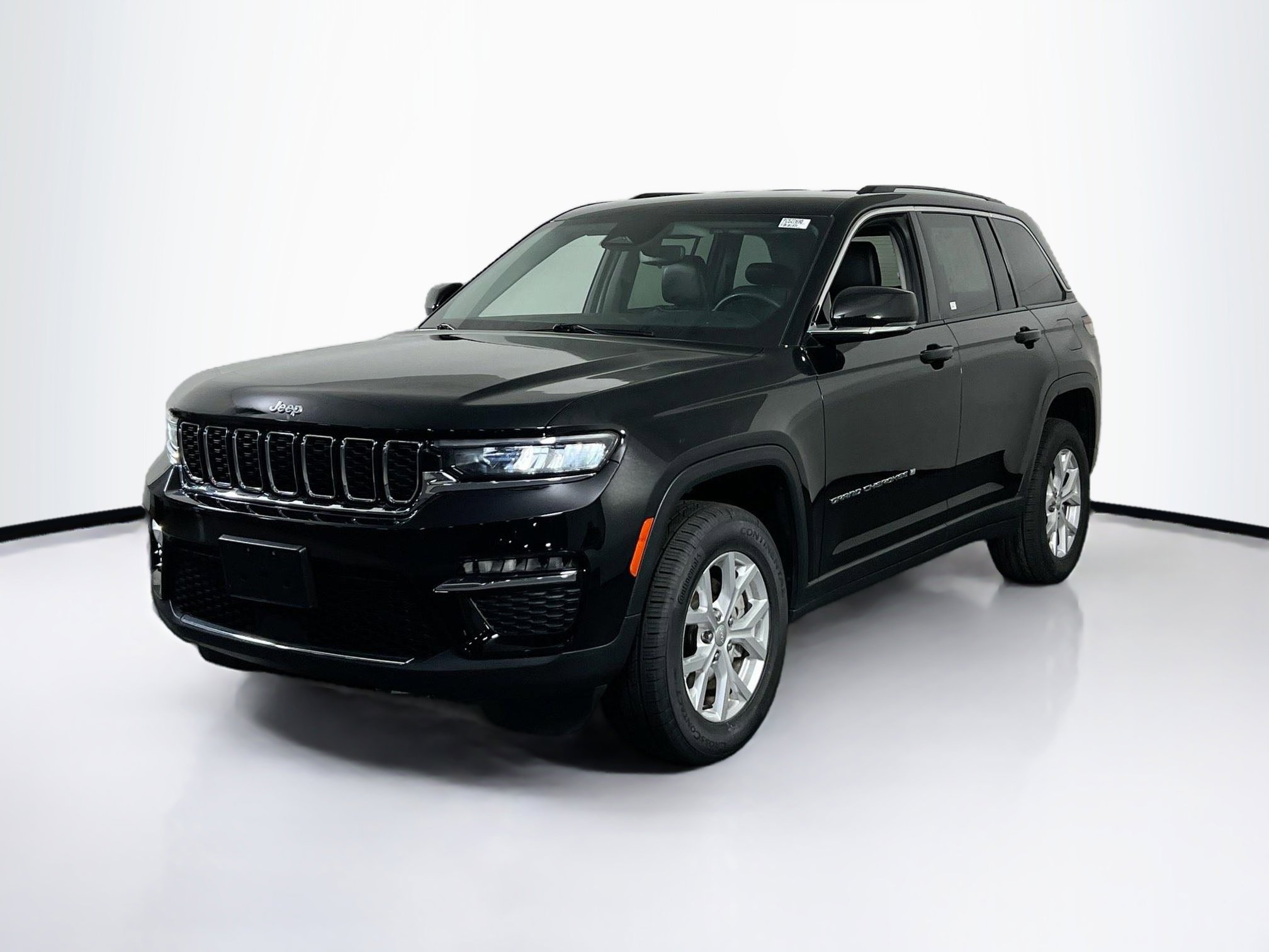 Used 2023 Jeep Grand Cherokee Limited image 1