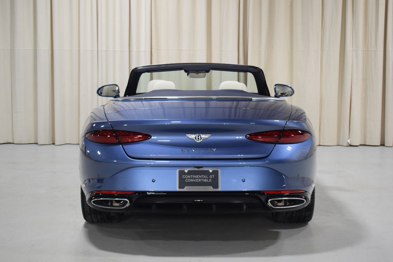 New 2026 Bentley Continental GTC AWD/4WD image 13