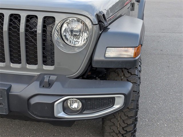Used 2023 Jeep Gladiator Sport image 9