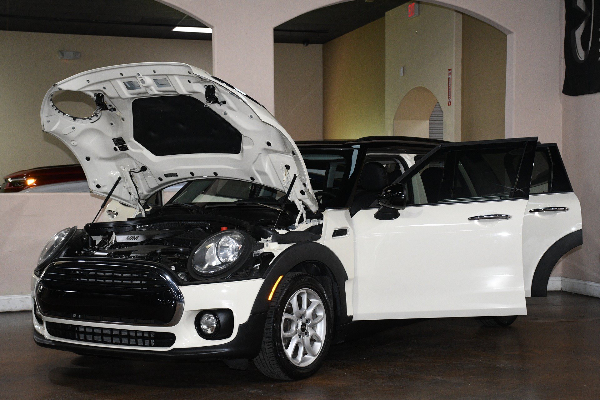 Used 2016 MINI Cooper Clubman FWD image 90