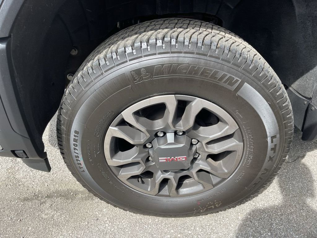 Used 2025 GMC Sierra 3500 SLE w/ SLE Value Package AWD/4WD image 2