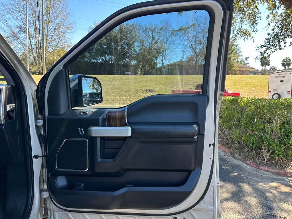 Used 2017 Ford F150 Lariat image 44