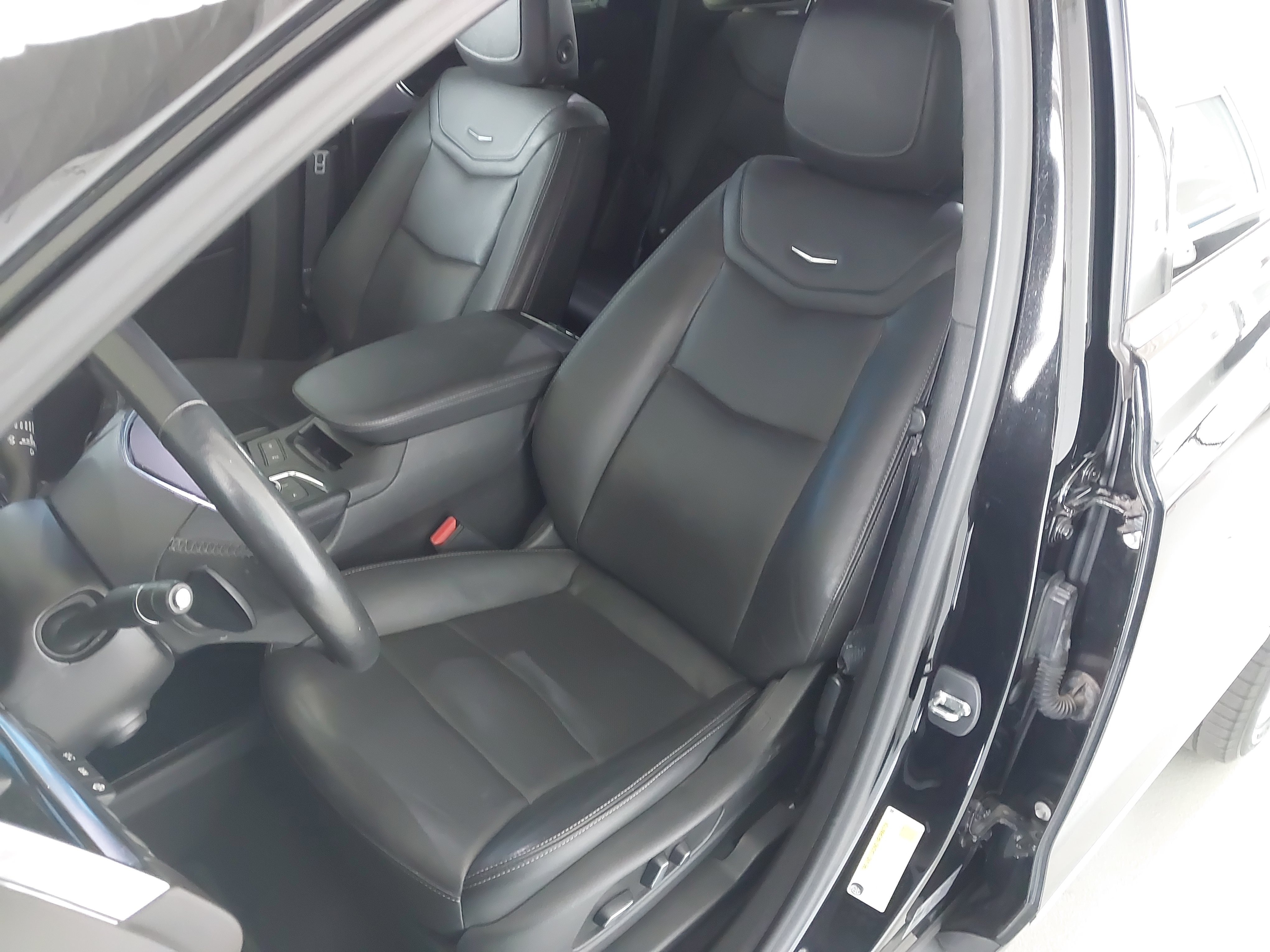 Used 2021 Cadillac XT5 Premium Luxury FWD image 23