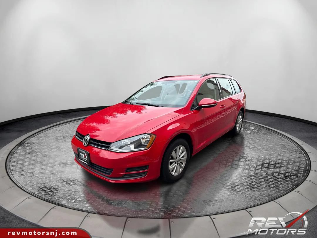 Used 2015 Volkswagen Golf S FWD image 1