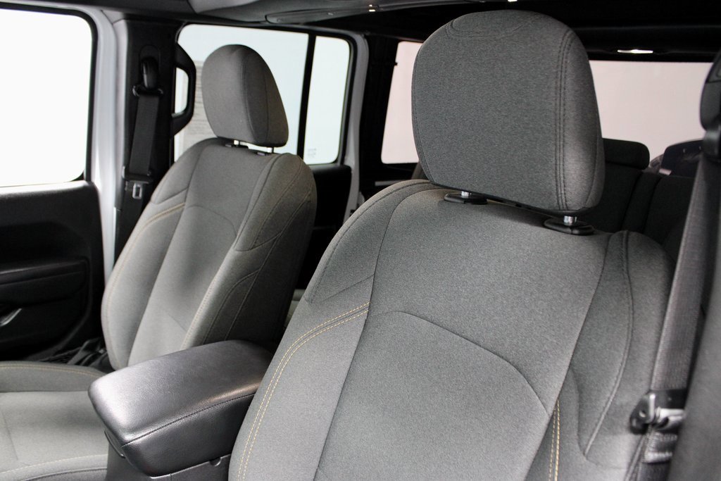 Used 2024 Jeep Wrangler Unlimited image 27