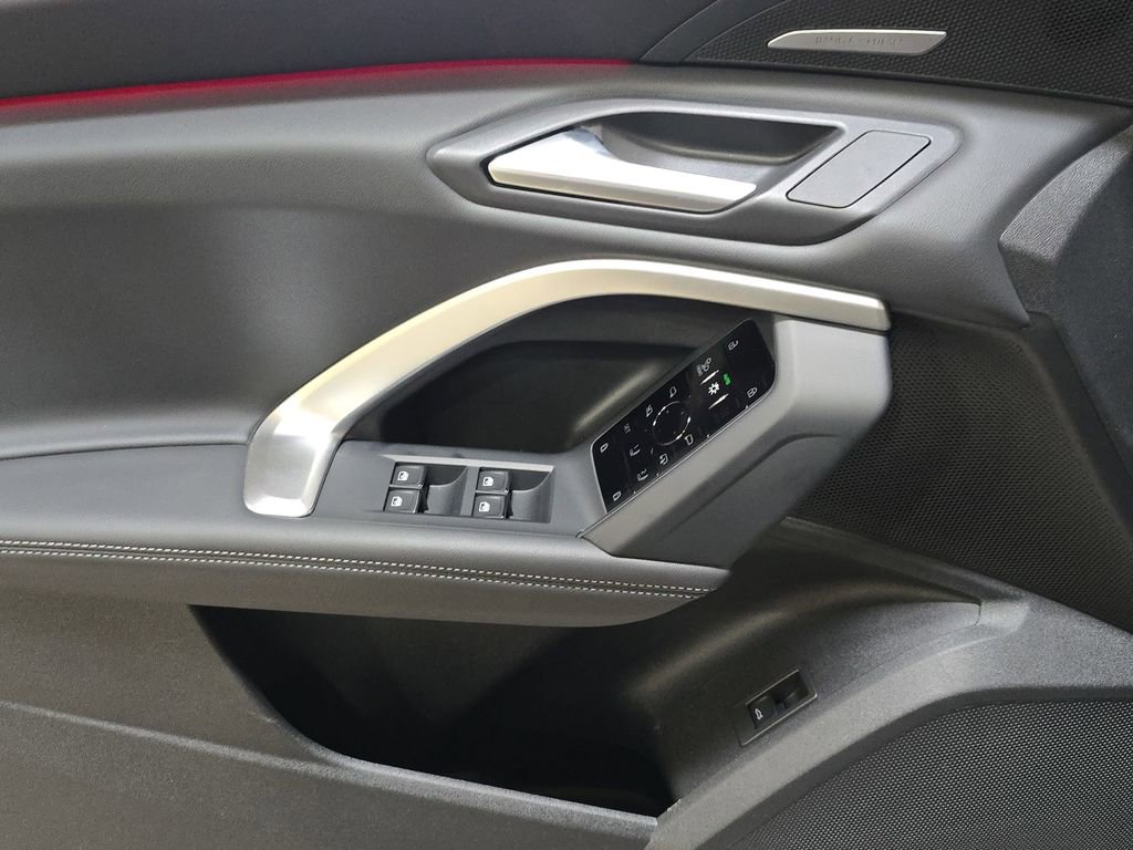 New 2026 Audi Q5 Premium Plus image 18