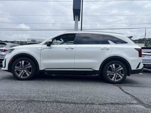 Used 2023 Kia Sorento SX Prestige w/ Panoramic Sunroof Package AWD/4WD image 2