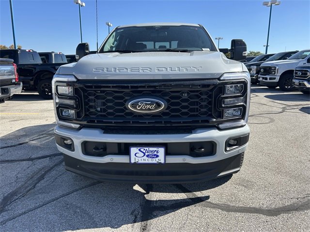 New 2026 Ford F350 Lariat w/ Black Appearance Package image 11