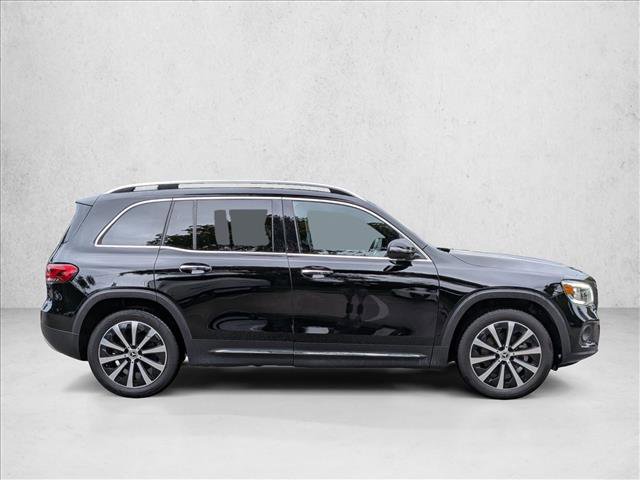 Used 2023 Mercedes-Benz GLB 250 image 3