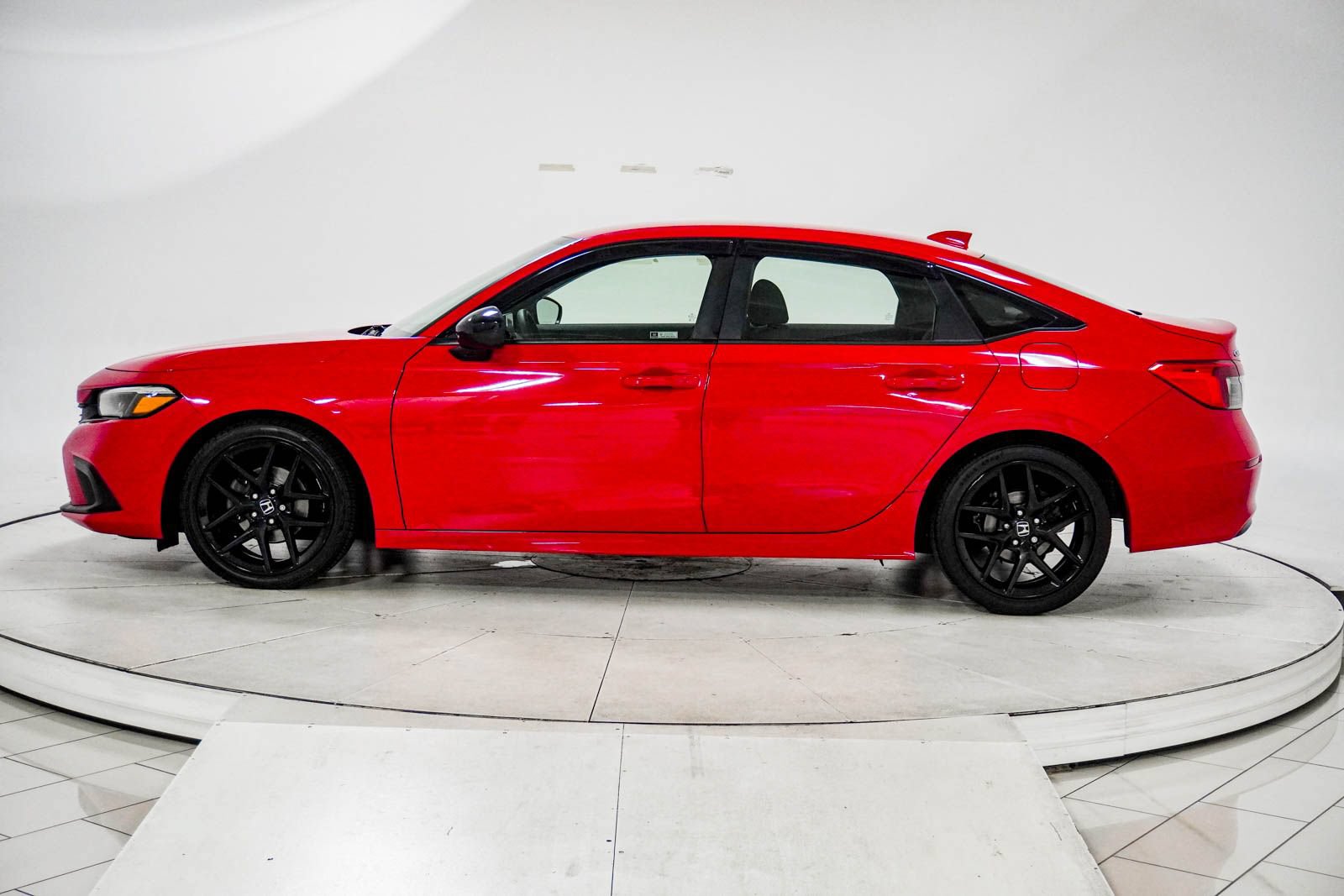 Used 2023 Honda Civic Sport image 4