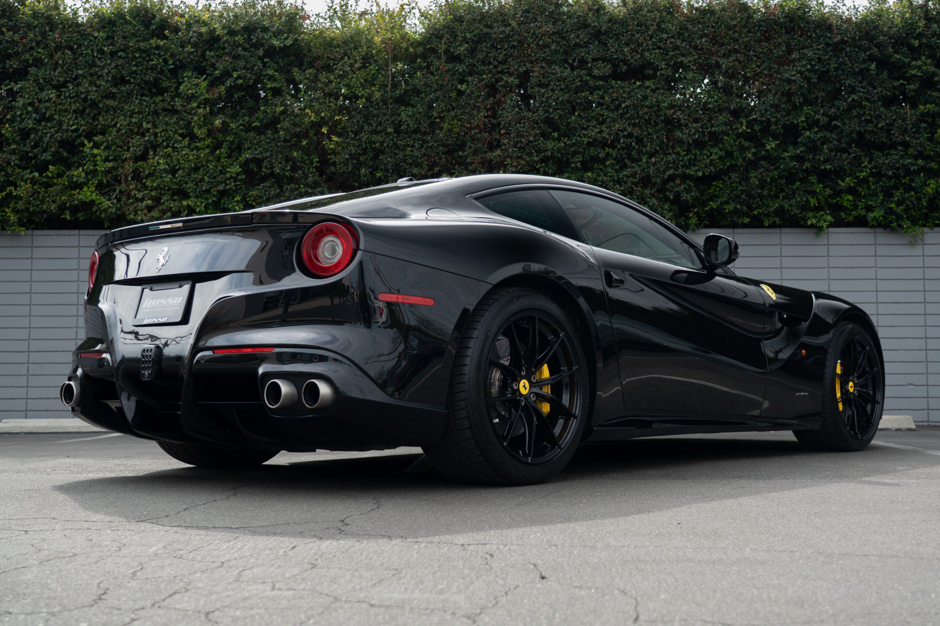 Used 2014 Ferrari F12 Berlinetta RWD image 36