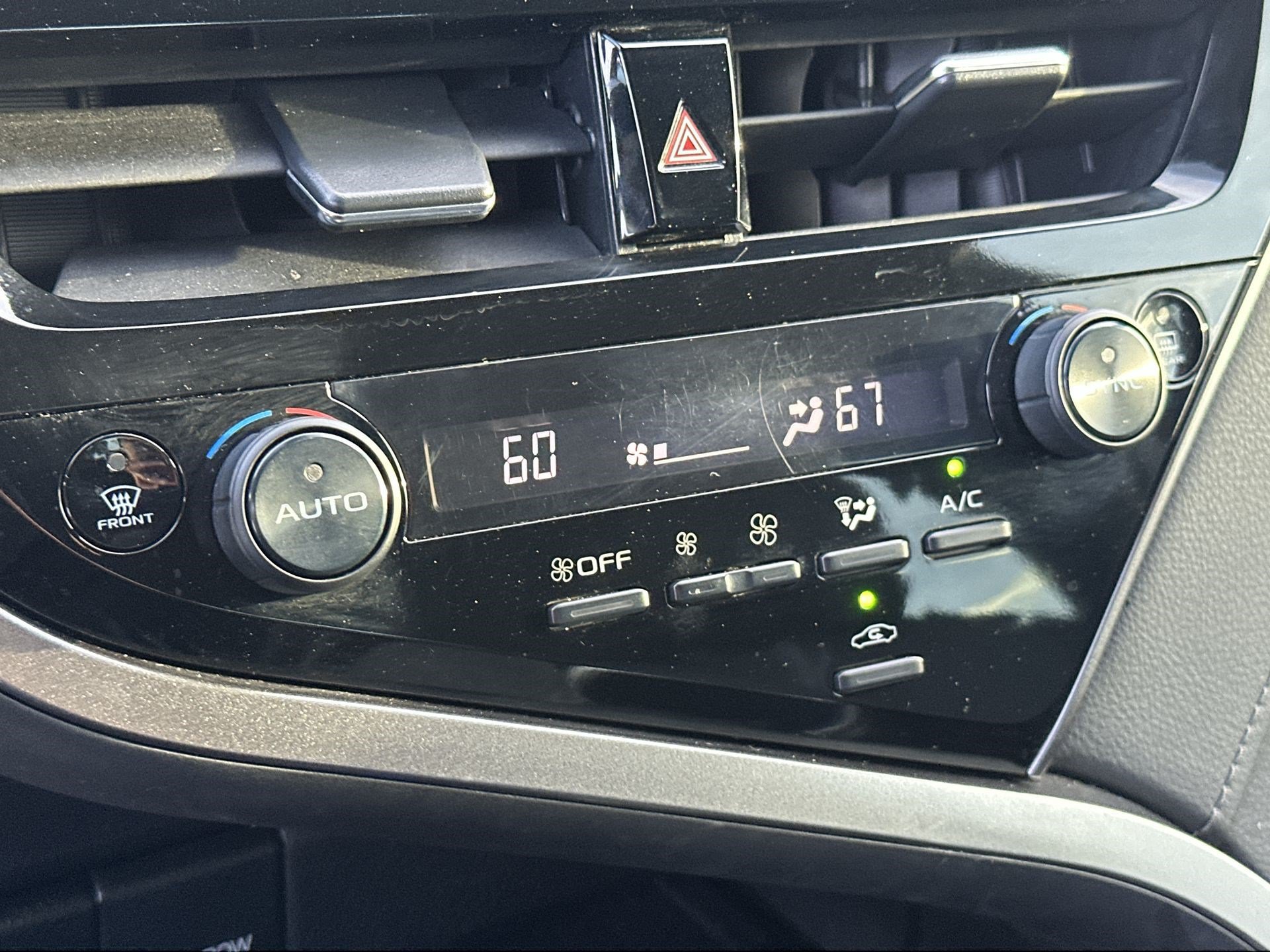 Used 2024 Toyota Camry LE FWD image 16