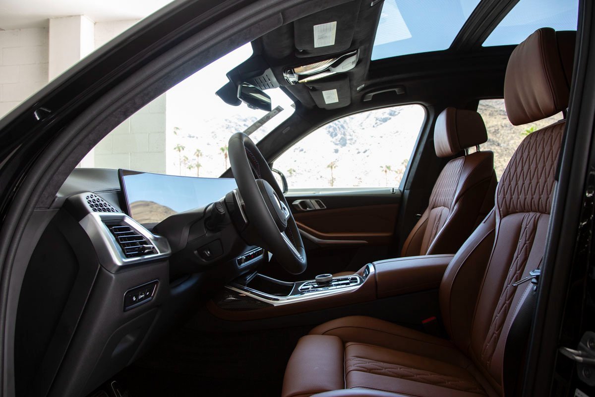 New 2026 BMW X7 M60i image 14