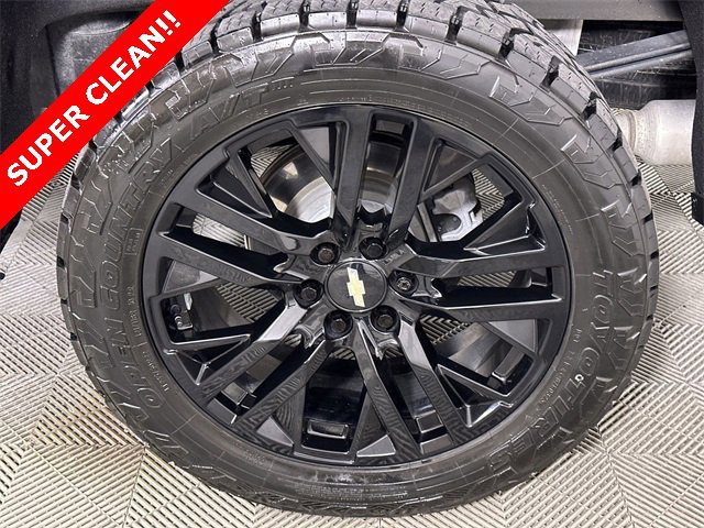 Used 2021 Chevrolet Silverado 1500 High Country image 34
