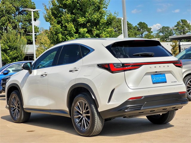 Used 2024 Lexus NX 250 FWD w/ Premium Package image 6