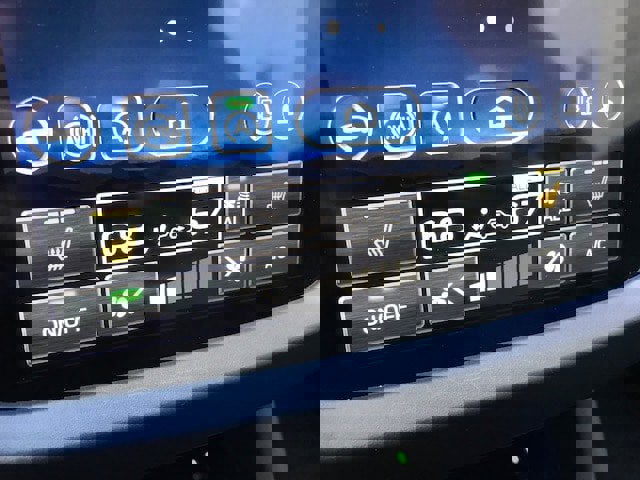 Certified 2025 Subaru Forester Premium w/ Protection Package image 16