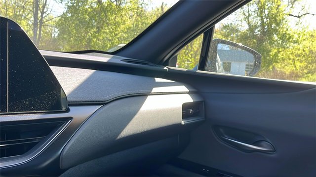 Used 2024 Lexus UX 250h F Sport image 18