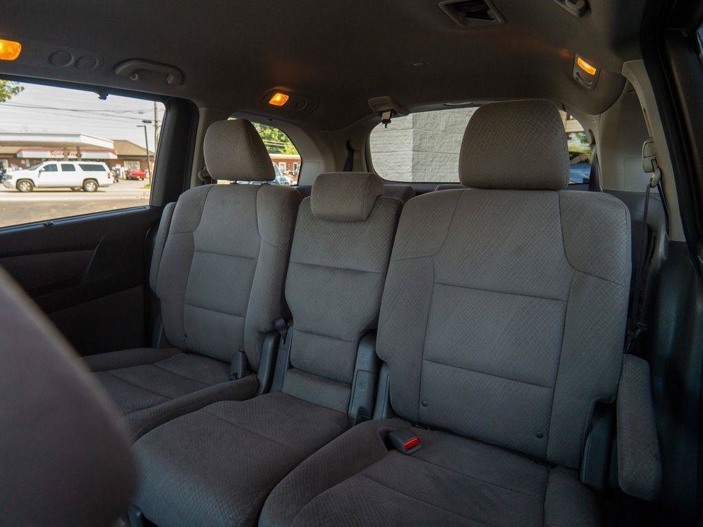 Used 2016 Honda Odyssey SE image 29