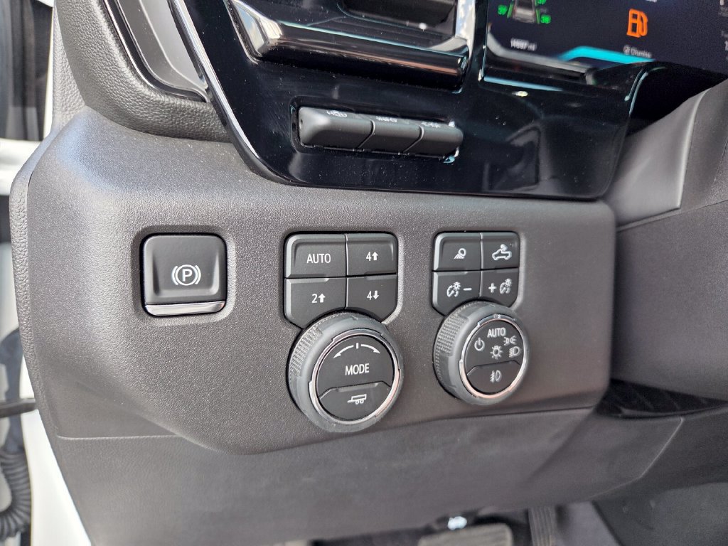 Used 2026 Chevrolet Silverado 1500 ZR2 AWD/4WD image 25