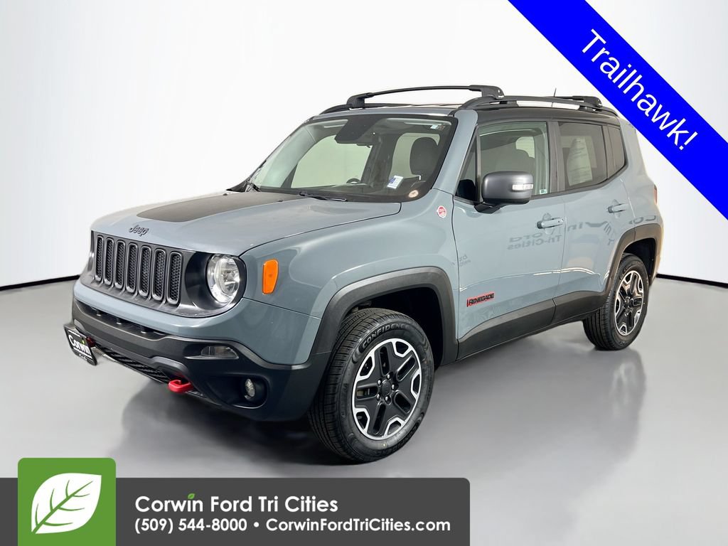 Used 2017 Jeep Renegade Trailhawk w/ Cold Weather Group II AWD/4WD image 5