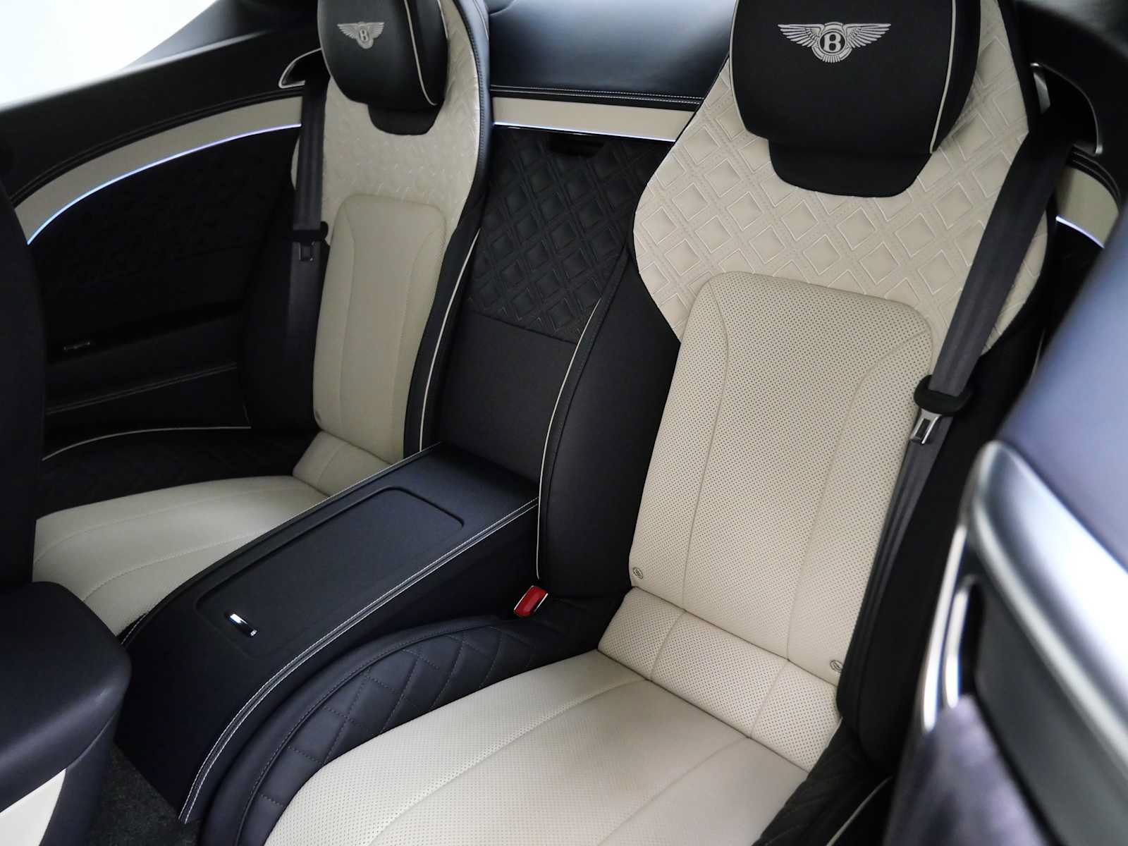 Used 2020 Bentley Continental GT AWD/4WD image 20
