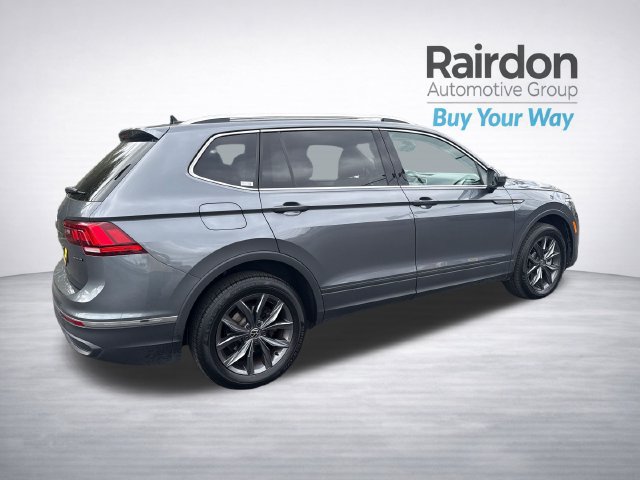 Used 2024 Volkswagen Tiguan SE AWD/4WD image 7