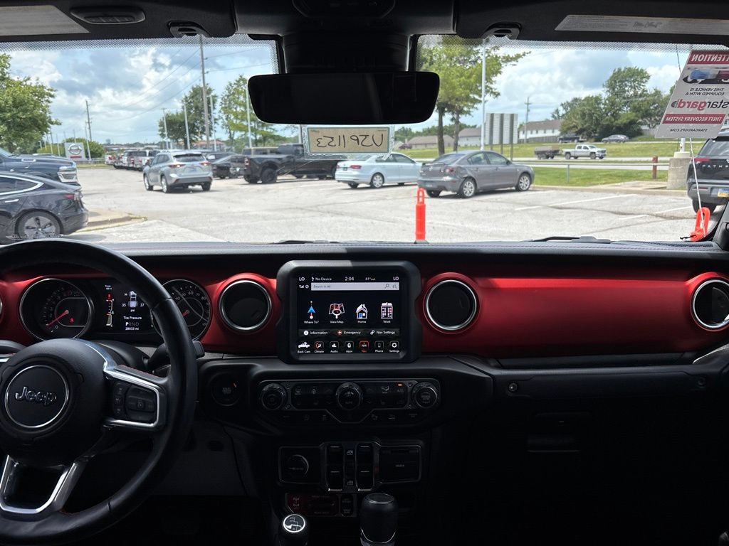 Used 2021 Jeep Gladiator Rubicon AWD/4WD image 2