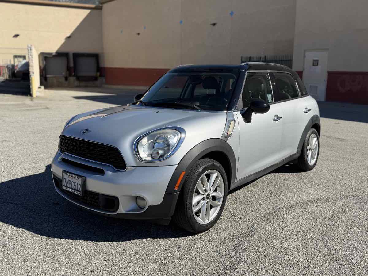Used 2014 MINI Cooper Countryman S FWD image 4