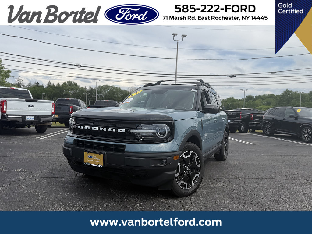 Certified 2023 Ford Bronco Sport Outer Banks AWD/4WD image 1