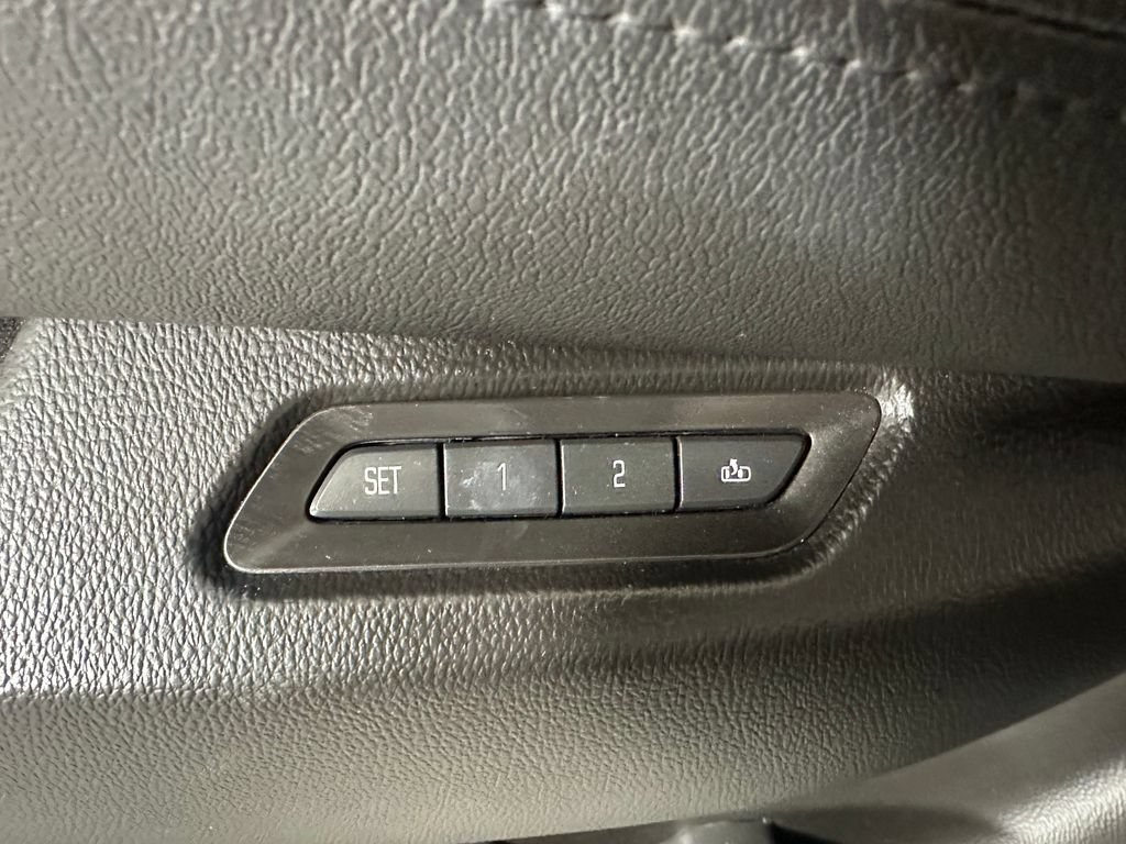 Used 2015 Cadillac Escalade Premium AWD/4WD image 19