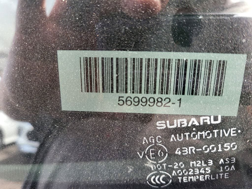 Used 2025 Subaru Crosstrek 2.5i Premium AWD/4WD image 4