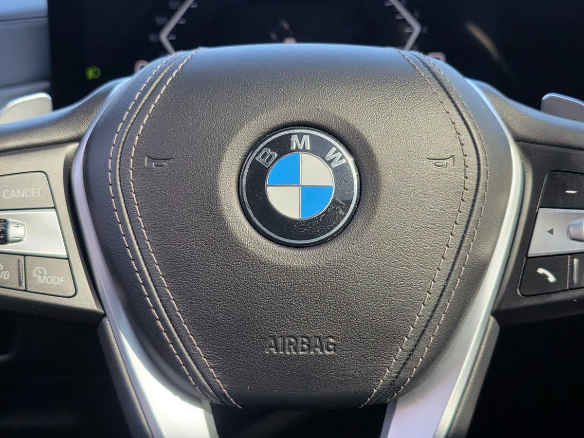 Used 2024 BMW X5 xDrive40i w/ Parking Assistance Package AWD/4WD image 32