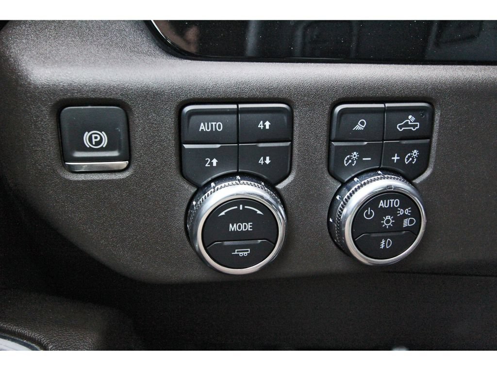 Used 2024 GMC Sierra 2500 SLT w/ Texas SLT Premium Package AWD/4WD image 23