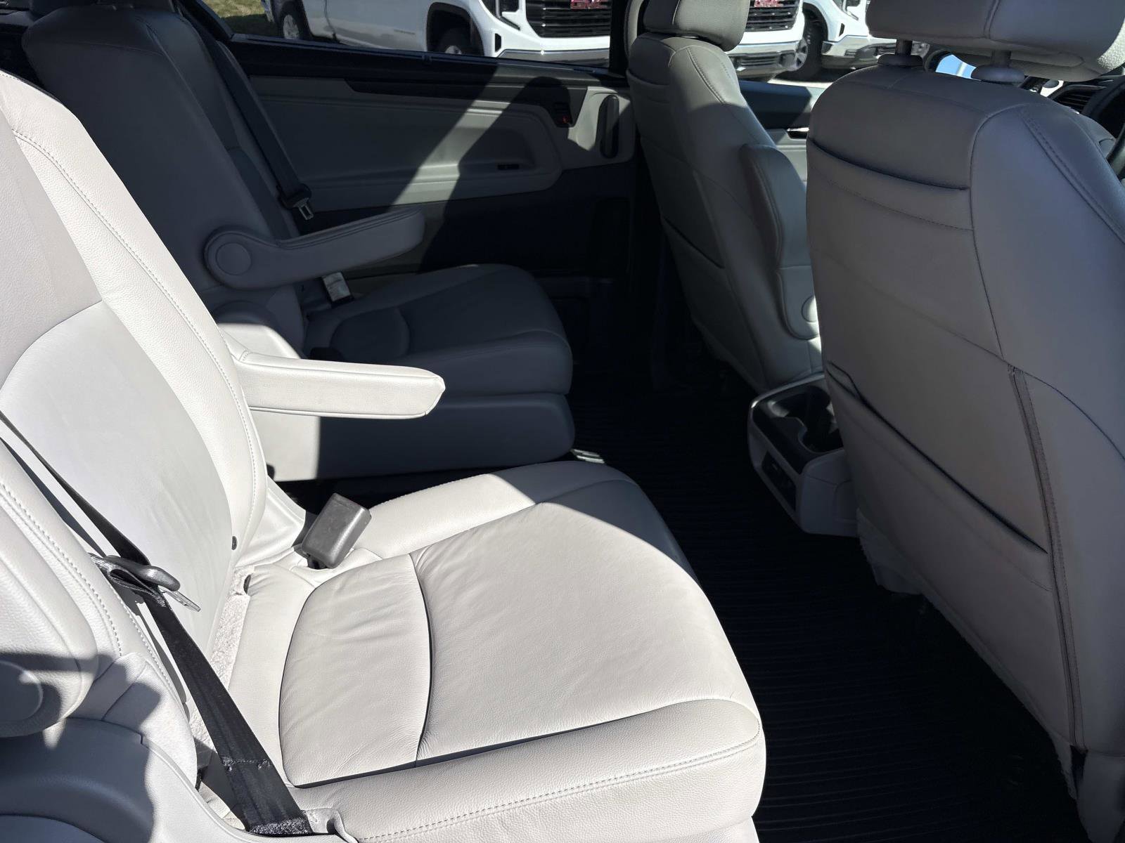 Used 2018 Honda Odyssey Elite image 35