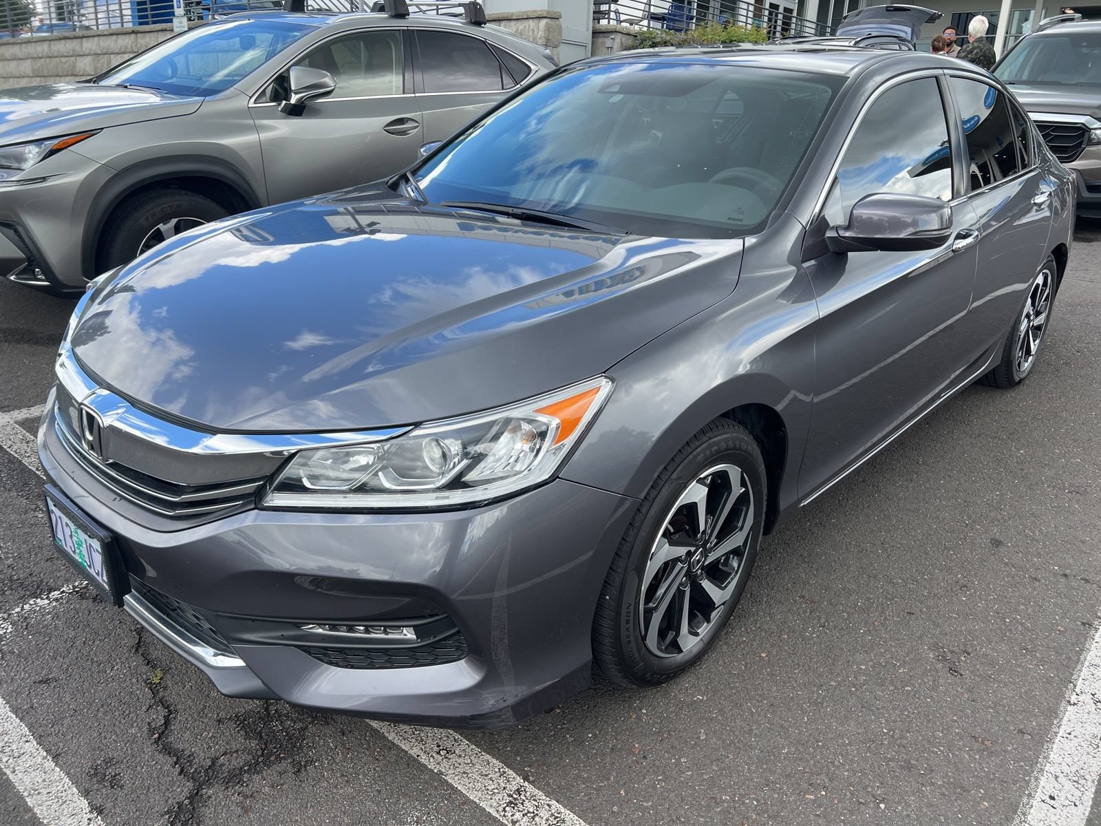 Used 2016 Honda Accord EX-L image 1