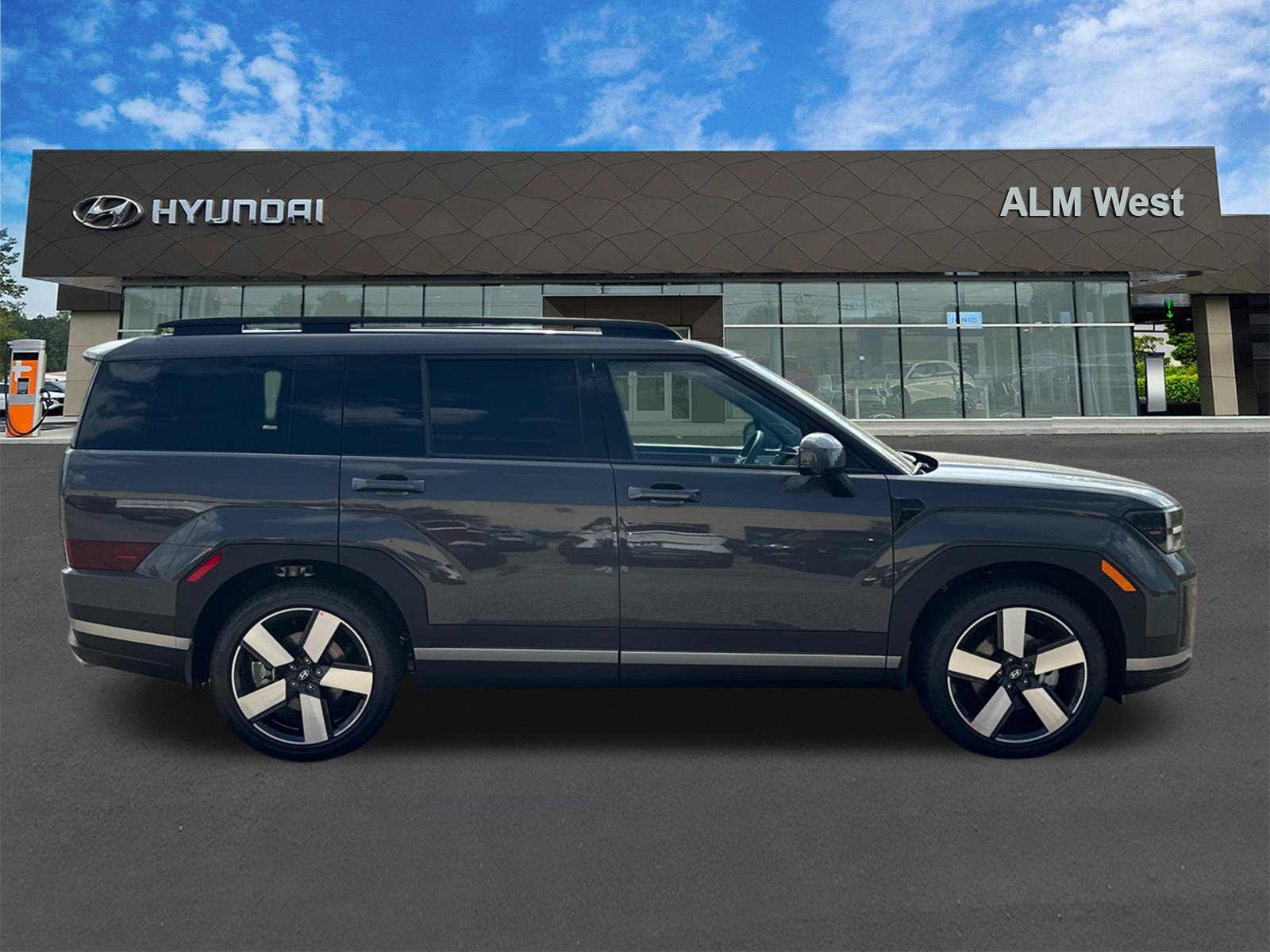 New 2027 Hyundai Santa Fe Limited FWD image 5